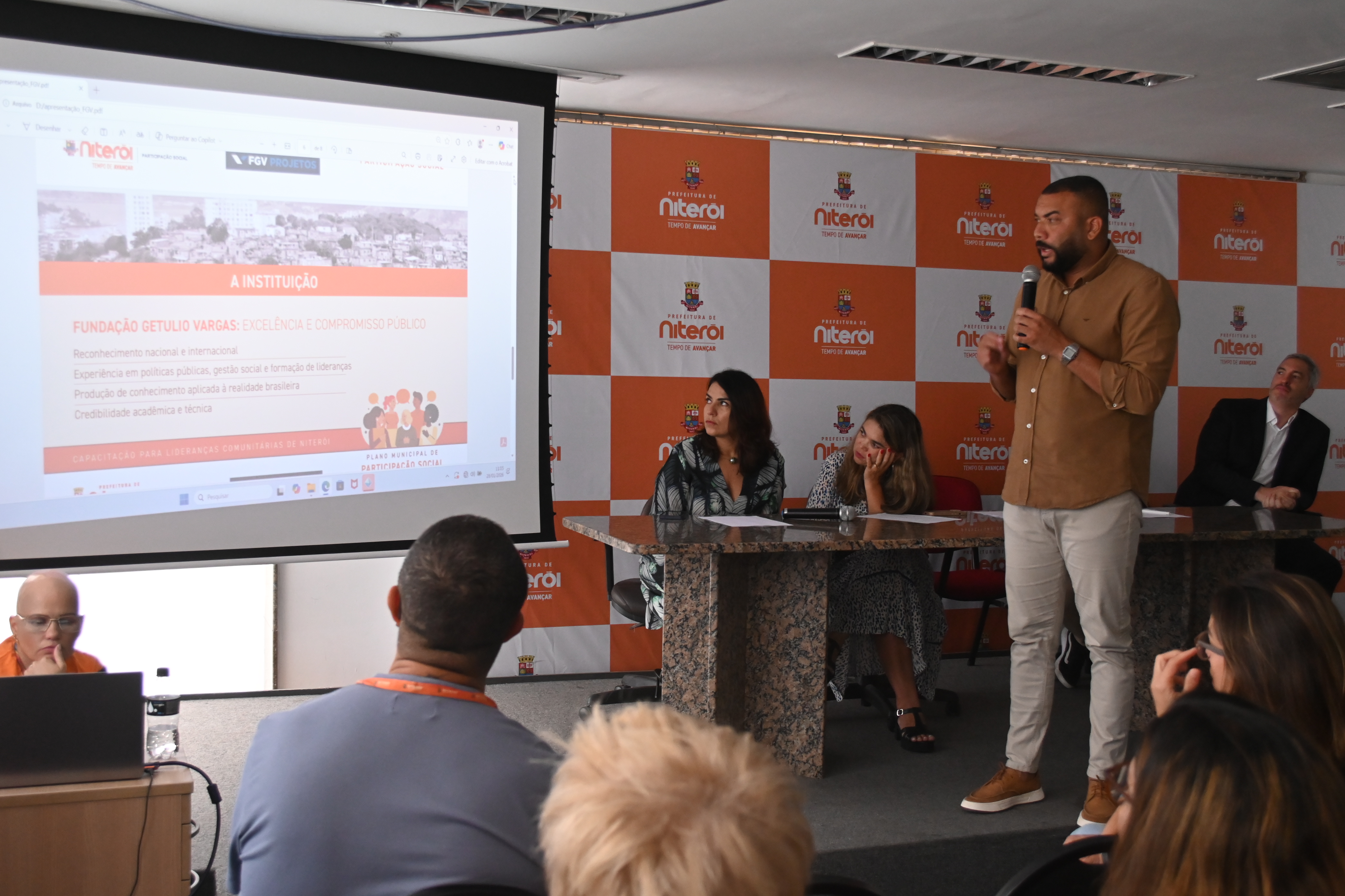 Prefeitura de Niterói e FGV lançam capacitação voltada a líderes comunitários