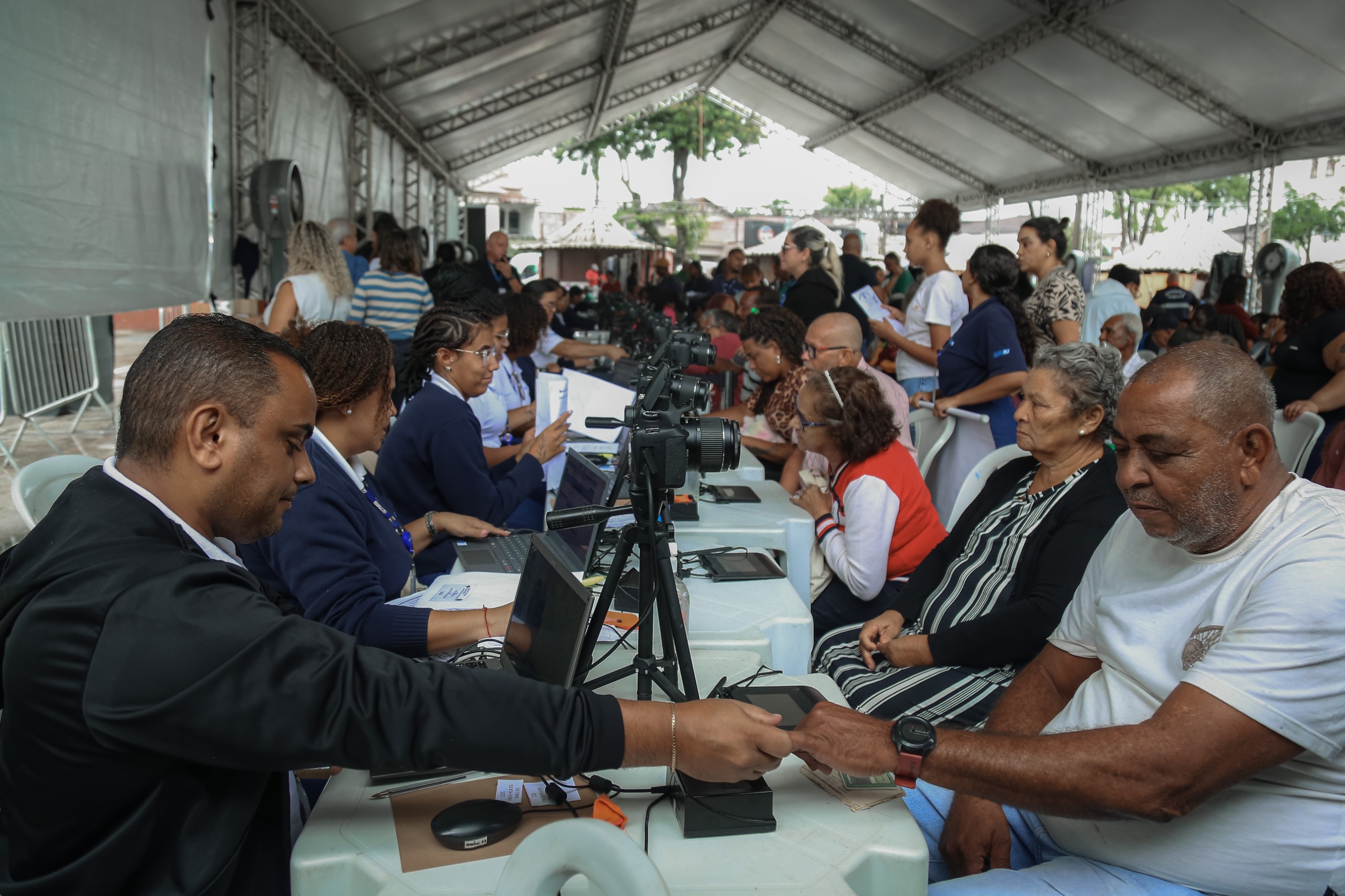 DETRAN em Movimento é prorrogado para terceiro dia inédito em Itaboraí após grande procura da população