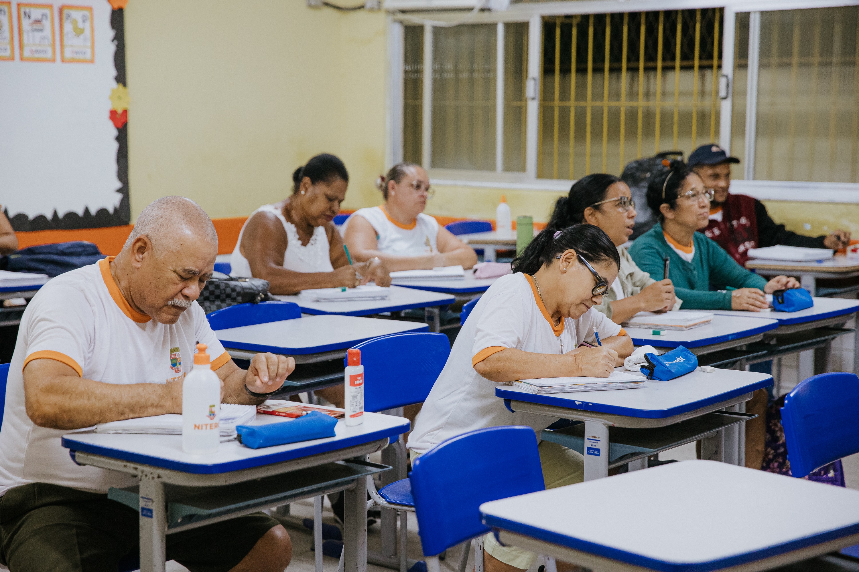 Prefeitura de Niterói abre matrículas para Educação de Jovens e Adultos nesta segunda (19)