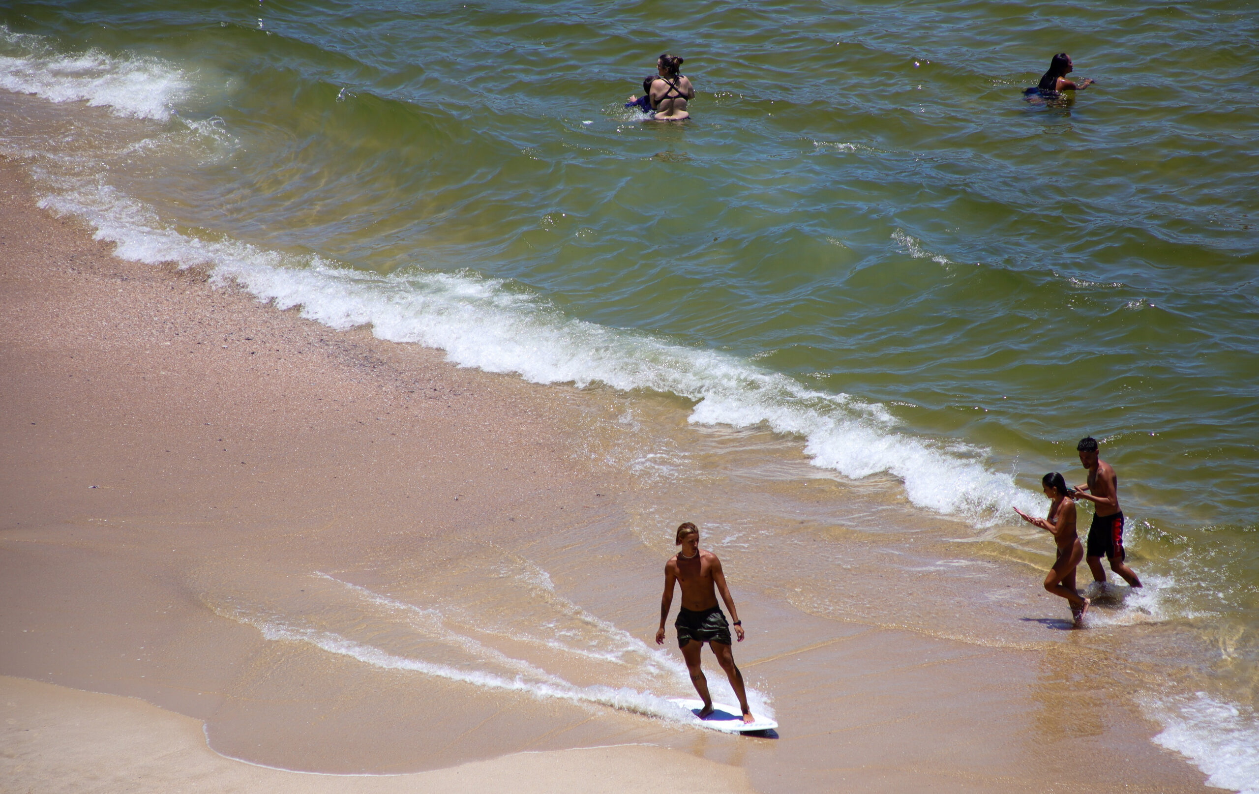 Niterói registra avanço nos índices de balneabilidade das praias em 2025