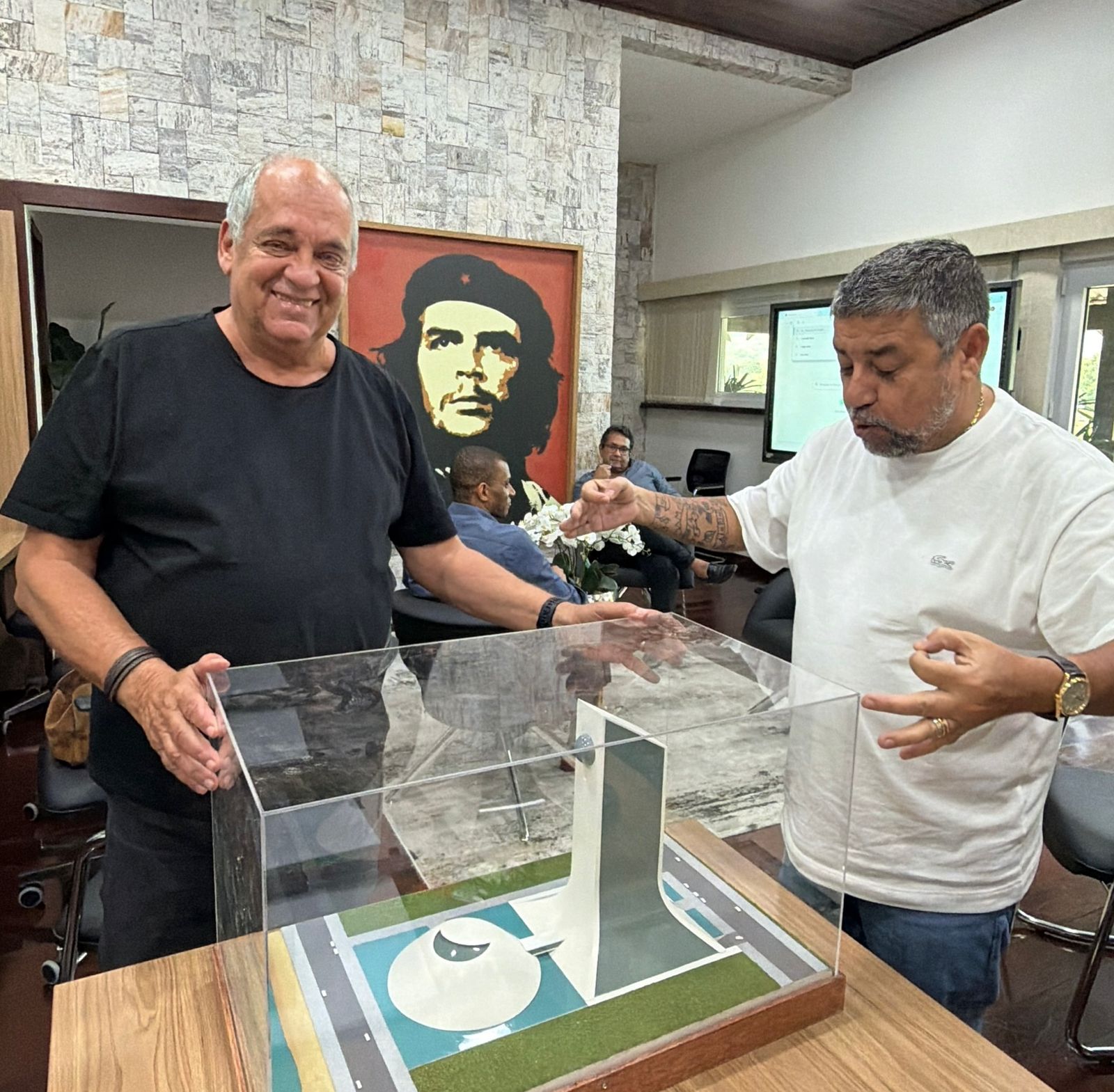 Maricá apresenta em Cannes projeto de hotel inspirado no legado de Oscar Niemeyer