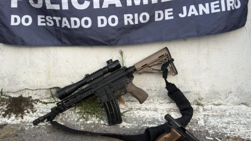 Fuzil calibre 5.56 é apreendido em operação do GAT na comunidade do Mundel, em São Gonçalo