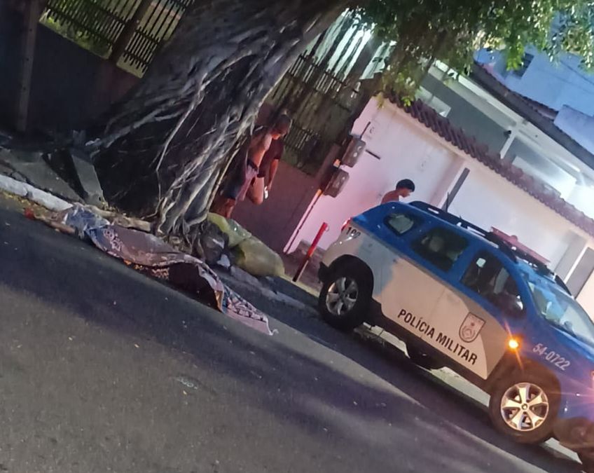 Homem é executado a tiros na Rua São Januário, no Fonseca