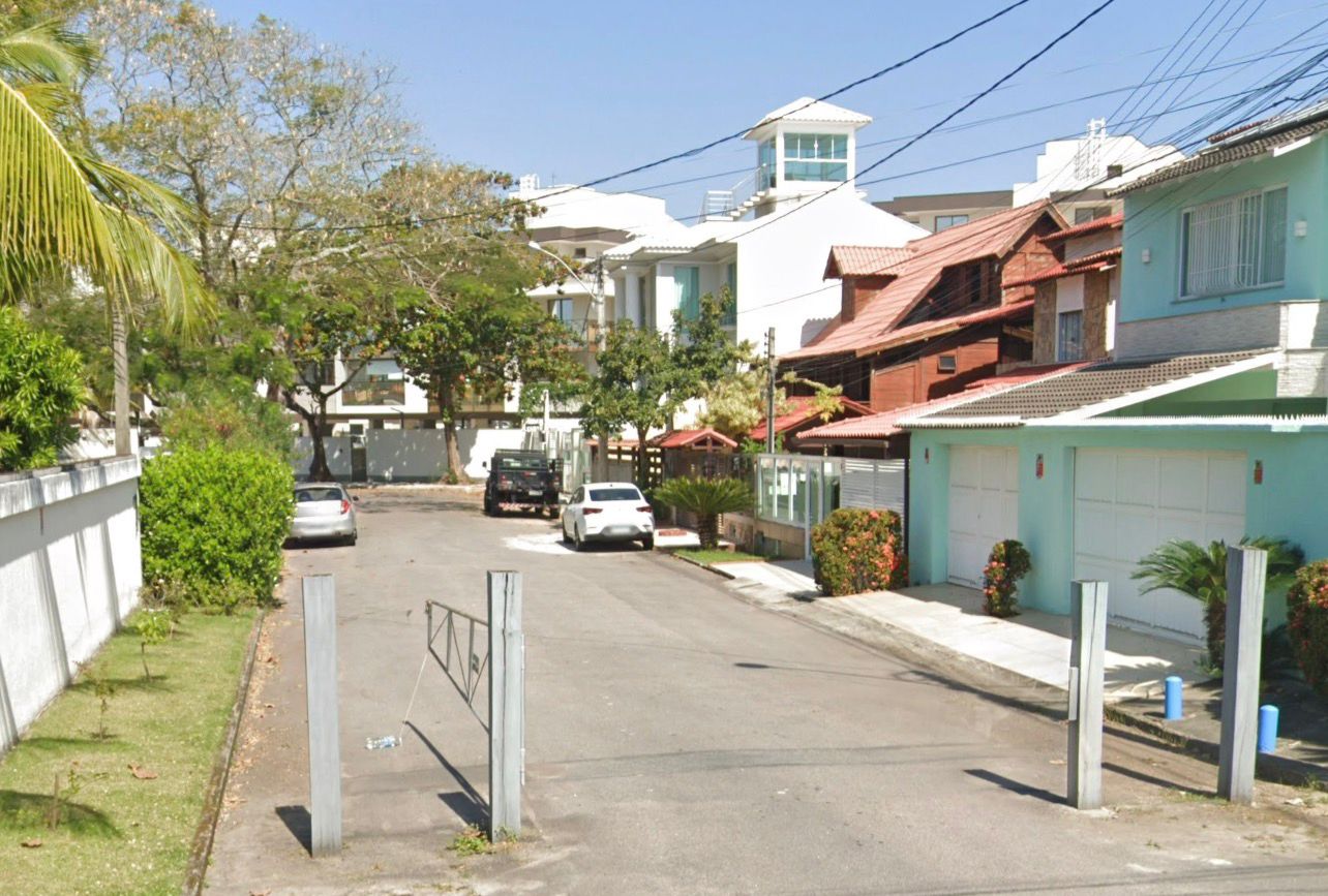 Tragédia em Camboinhas: Discussão dentro de casa acaba com Homem morto e menina de 15 anos ferida