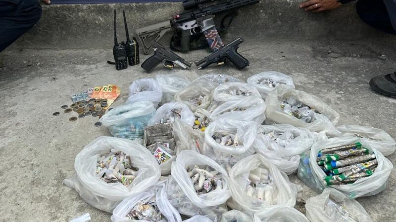 Operação do 7º BPM na Comunidade da Alma termina com fuzil, pistolas apreendidos e três mortos em São Gonçalo