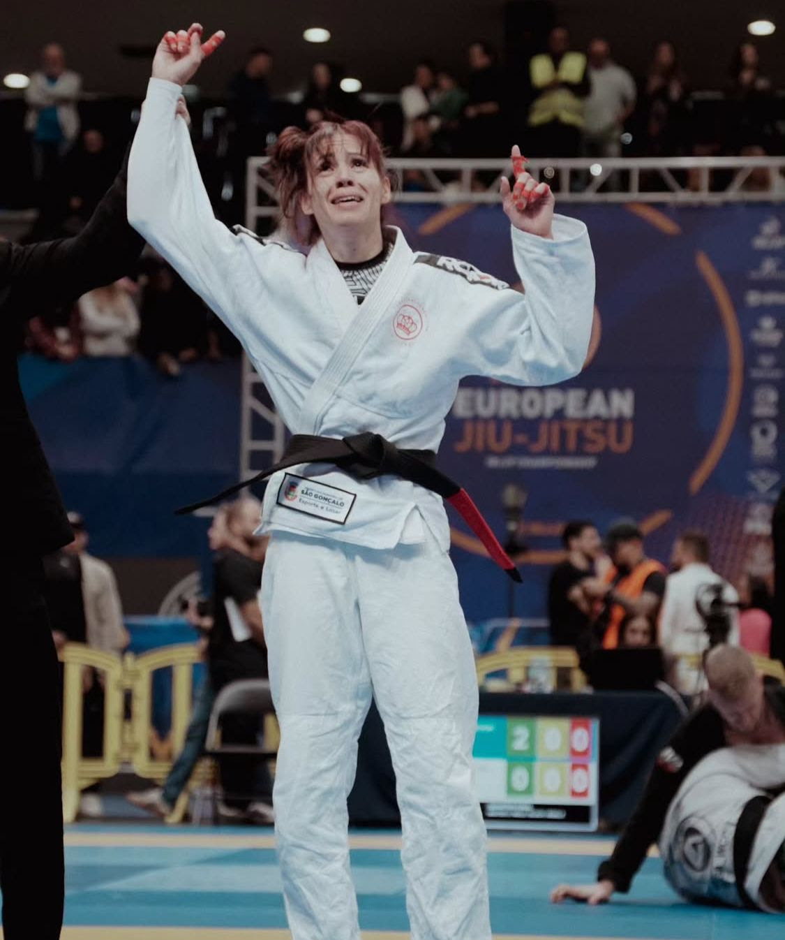 Atleta gonçalense conquista medalha em torneio internacional de Jiu-jítsu