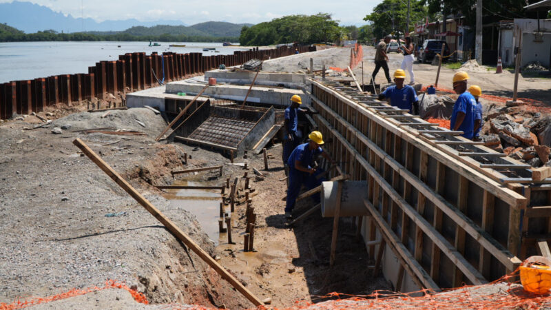 Obras da Praia das Pedrinhas seguem a todo vapor neste início de 2026