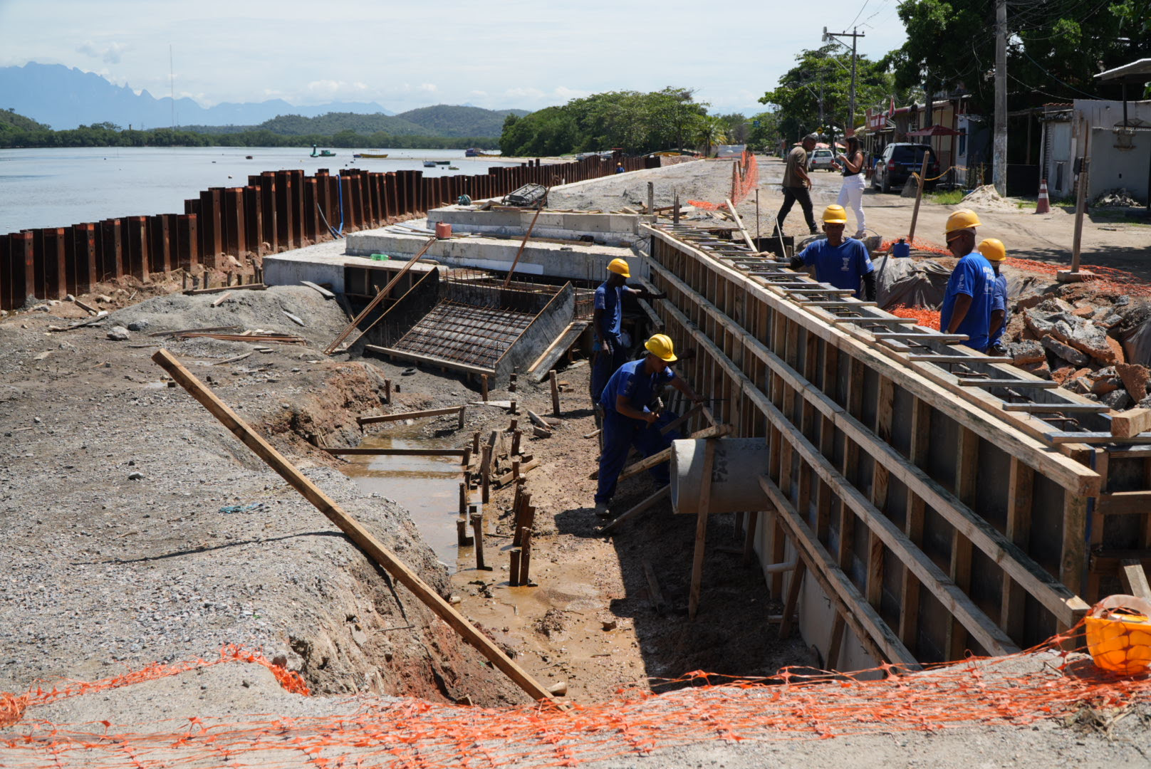 Obras da Praia das Pedrinhas seguem a todo vapor neste início de 2026