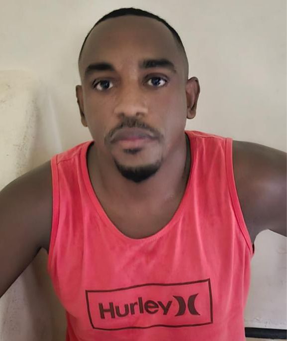 Uma ação integrada da P2 do 7º BPM, em conjunto com a 60ª DP, 66ª DP e 72ª DP, resultou na prisão de “Biel”, apontado como braço direito de Rabicó e um dos maiores responsáveis por roubos de carga e de veículos em São Gonçalo e região.