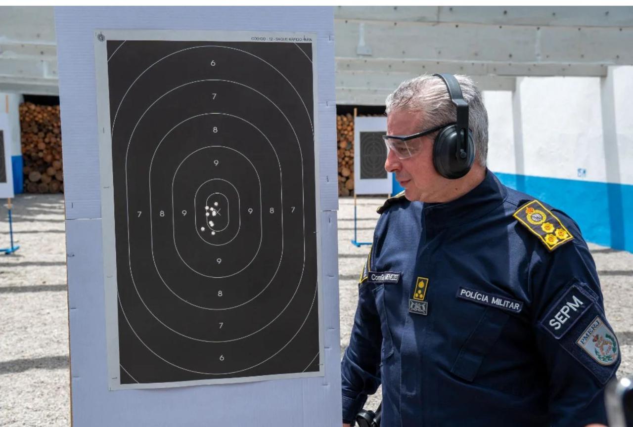 Coronel Menezes participa de inauguração do estande de tiros e solenidade em Barra do Piraí