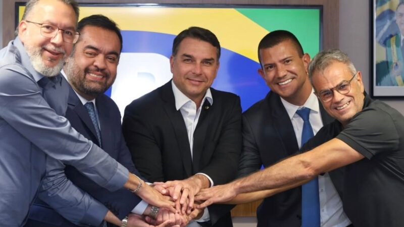 Douglas Ruas é lançado pré-candidato ao Governo do RJ