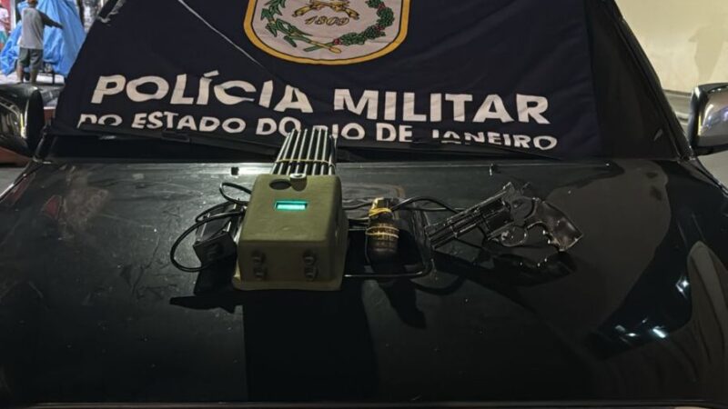 7º BPM recupera caminhonete roubada e apreende granada em São Gonçalo