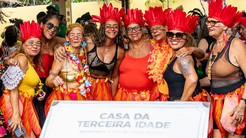 Maricá: Baile da Terceira Idade reúne centenas de foliões e anima o pré-carnaval da cidade