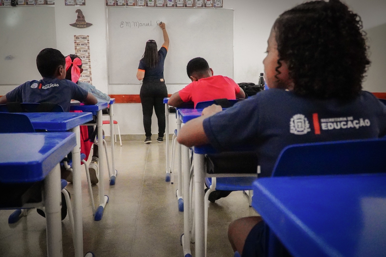 Volta às aulas em Itaboraí: é marcada por esperança e novos começos com a chegada de professores concursados