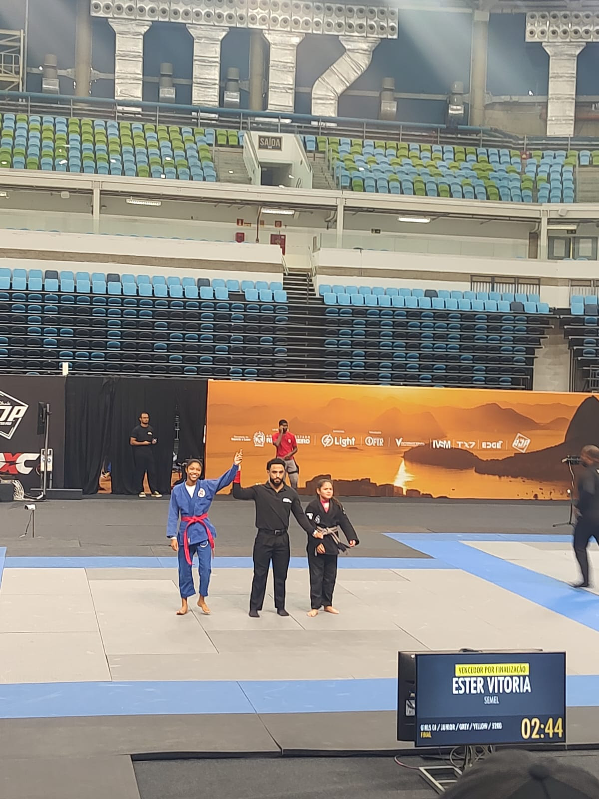 Gonçalenses brilham em torneio mundial de Jiu-jítsu 