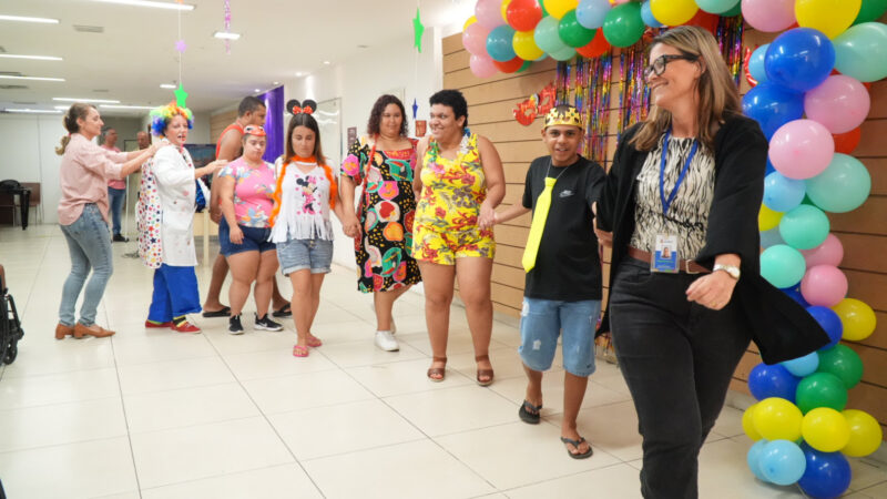 São Gonçalo promove bailes de Carnaval inclusivos