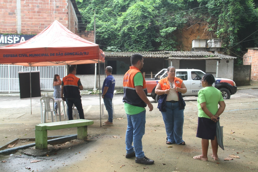 São Gonçalo promove o ‘Defesa Civil na Praça’ com moradores do Zumbi