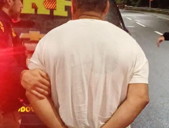 PRF intercepta carro no pedágio da Ponte Rio–Niterói e prende casal que tentava fugir após denúncia de abuso contra criança de 10 anos na ilha da Conceição em Niterói