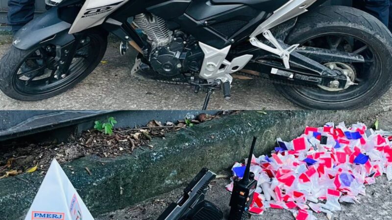 Patrulhamento preventivo do 1º BPM flagra criminosos, recupera veículo e apreende arma e drogas em ação no barro vermelho