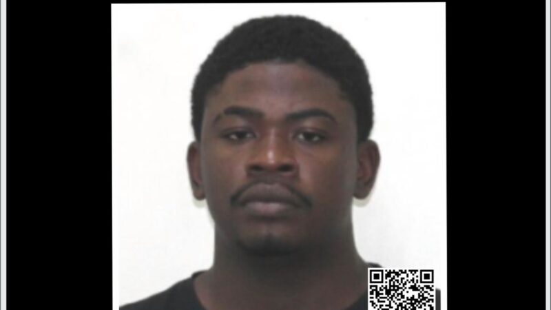 Caso que chocou Niterói: Advogada baleada no pescoço em assalto na Riodades, no Fonseca; acusado é procurado