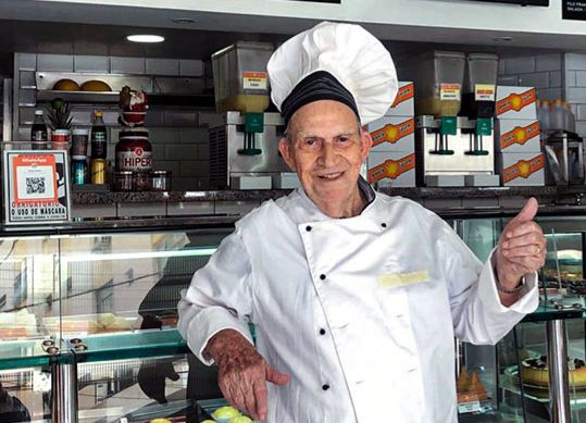 Niterói se Despede de um Símbolo do Comércio Local: Morre Fundador da lanchonete Ponto Jovem