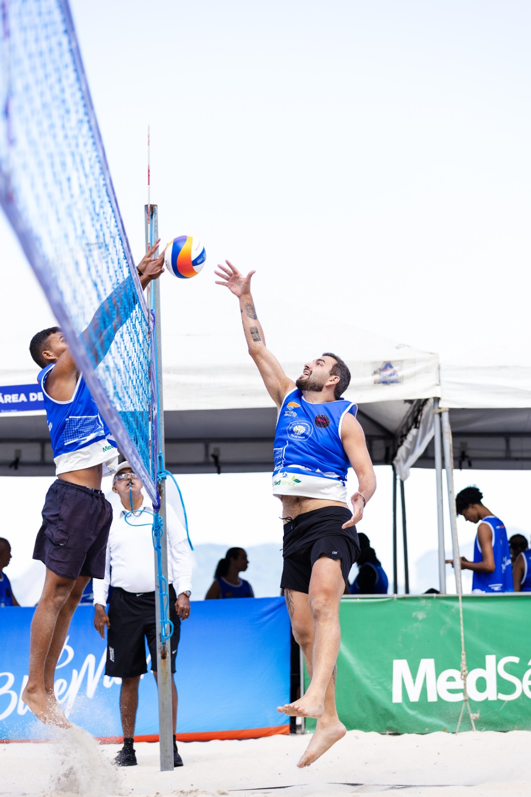 Niterói reafirma protagonismo no esporte com sucesso da 8ª edição do Circuito BlueMan de Vôlei de Praia