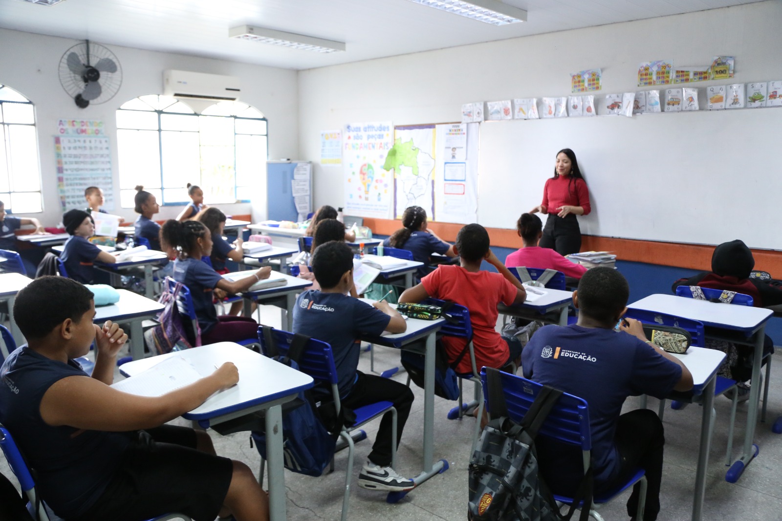 Itaboraí convoca mais de 400 profissionais aprovados em concurso da Educação