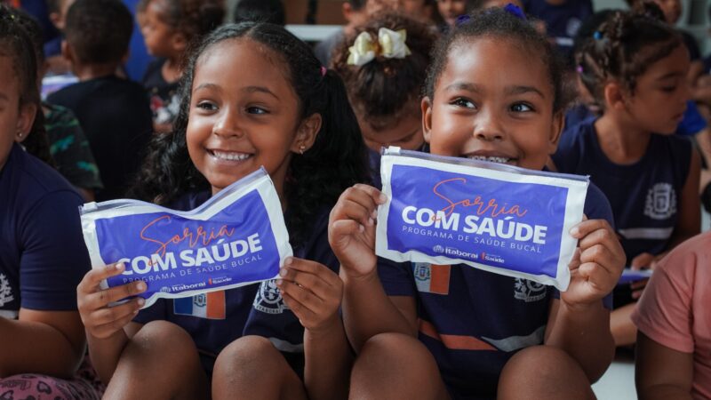Mutirão Nacional de Saúde Bucal promove prevenção e cuidados em escola de Itaboraí