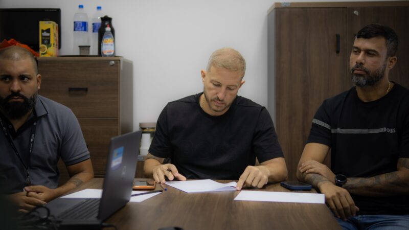 Prefeito de Itaboraí se reúne com secretários e Governo do Estado para alinhar andamento das obras na Avenida 22 de Maio