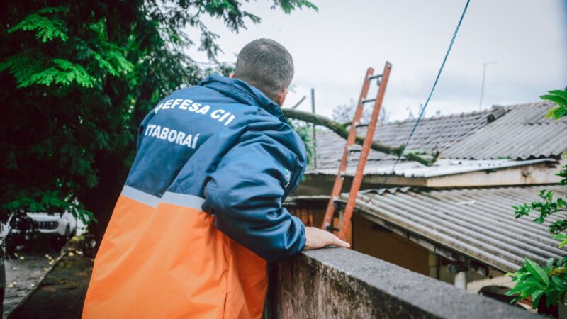 Prefeitura de Itaboraí mobiliza equipes para atendimento de ocorrências após chuvas no município