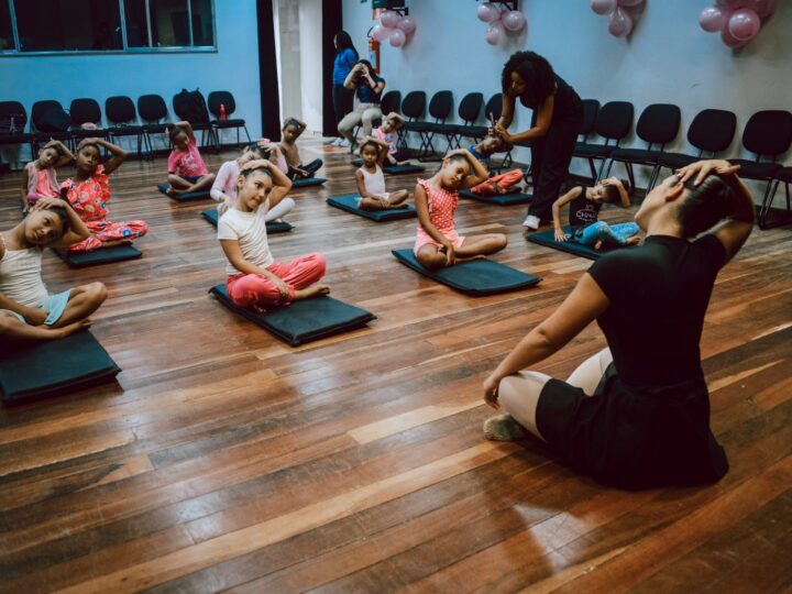 Projeto “Arte na Ponta – Ballet para Todos” inicia aulas gratuitas para crianças e adolescentes em Itaboraí