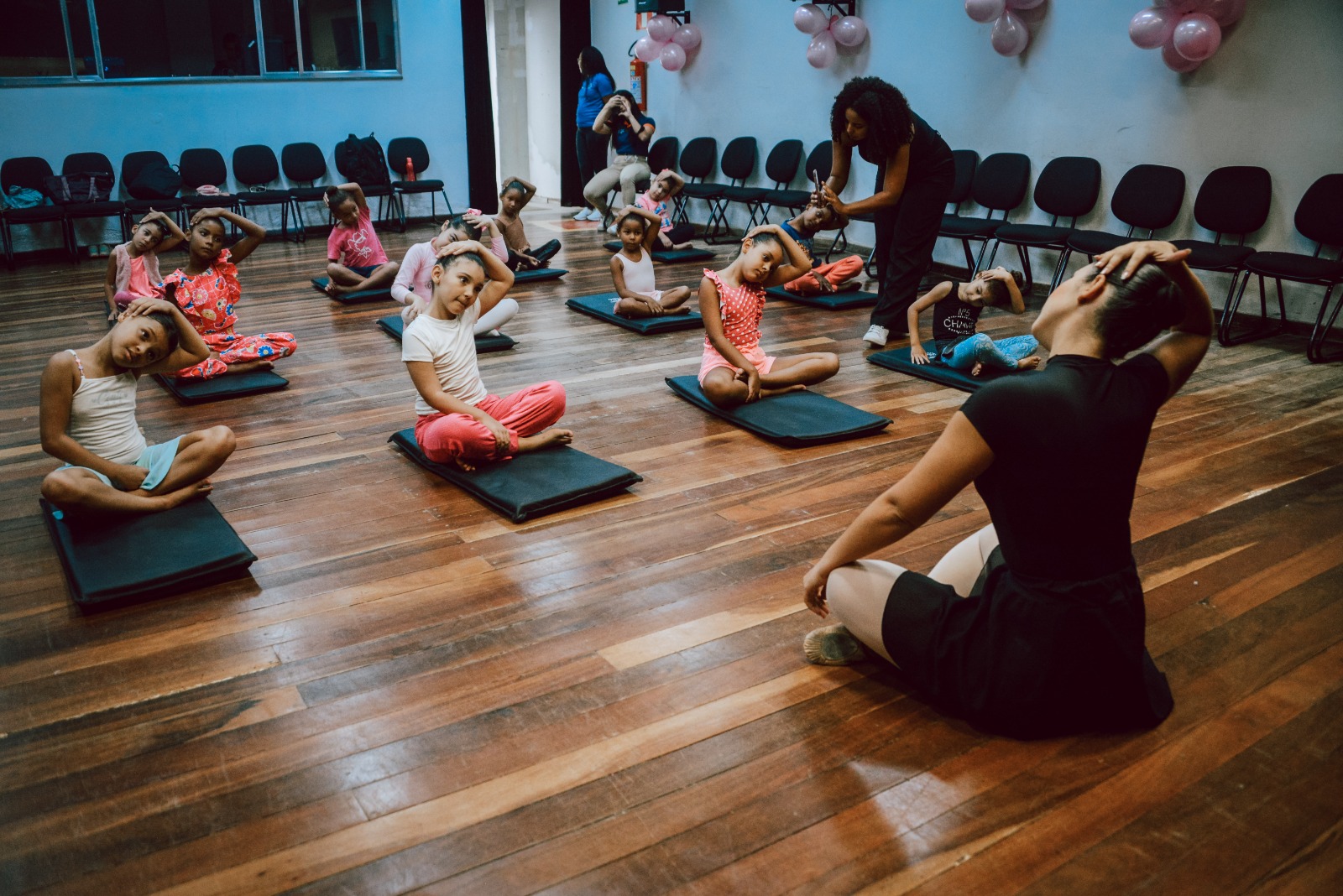 Projeto “Arte na Ponta – Ballet para Todos” inicia aulas gratuitas para crianças e adolescentes em Itaboraí