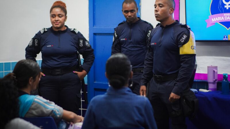 Ronda Escolar e Ronda Maria da Penha promovem conscientização em escola de Manilha