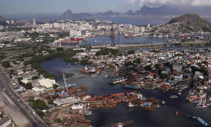 DENÚNCIA GRAVÍSSIMA EM NITERÓI: Mãe e padrasto são investigados por abuso sexual  contra menina de 10 anos e registro do crime em vídeo