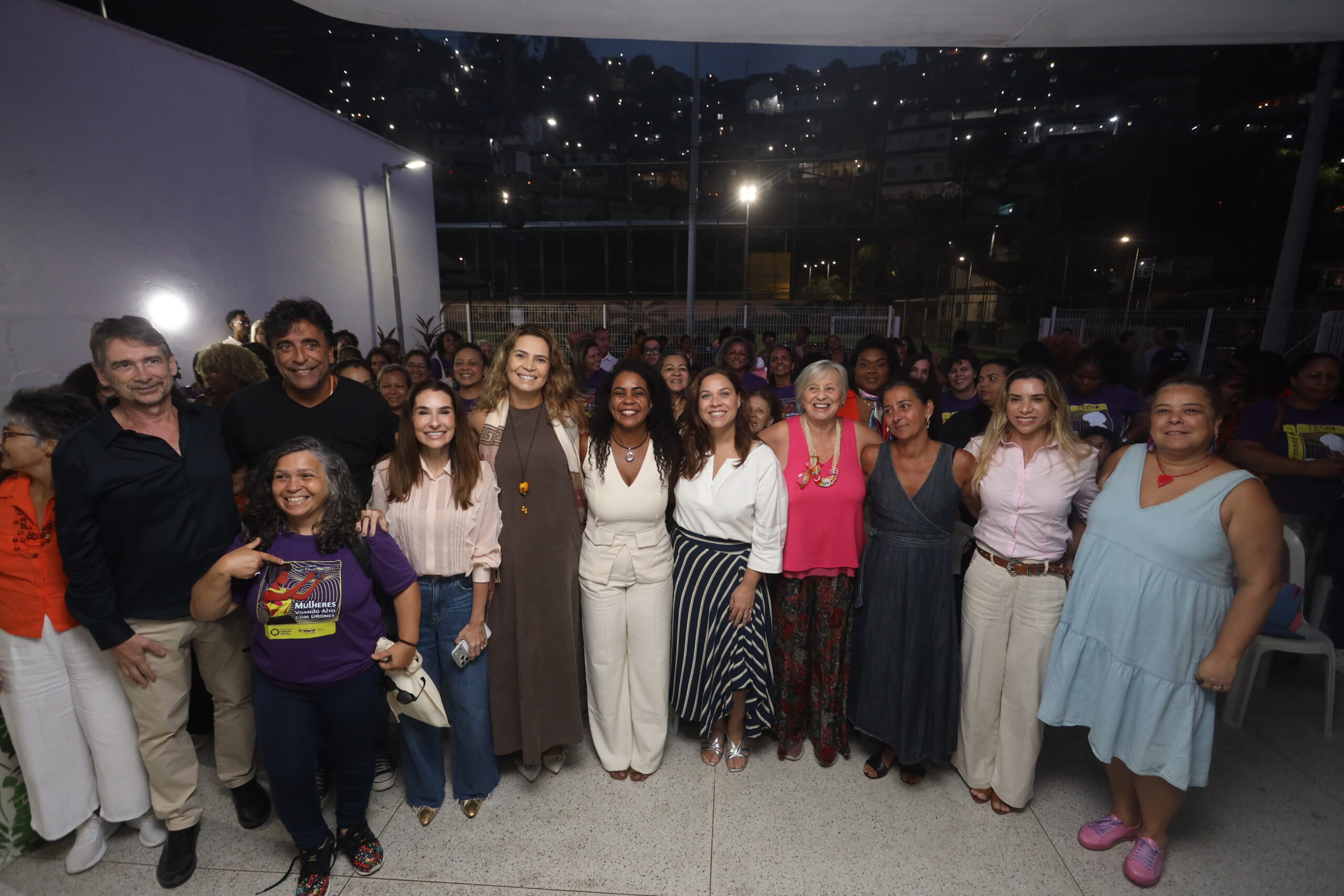 Niterói lança projeto Empreende Viradouro para capacitar mulheres e jovens em empreendedorismo, tecnologia e games