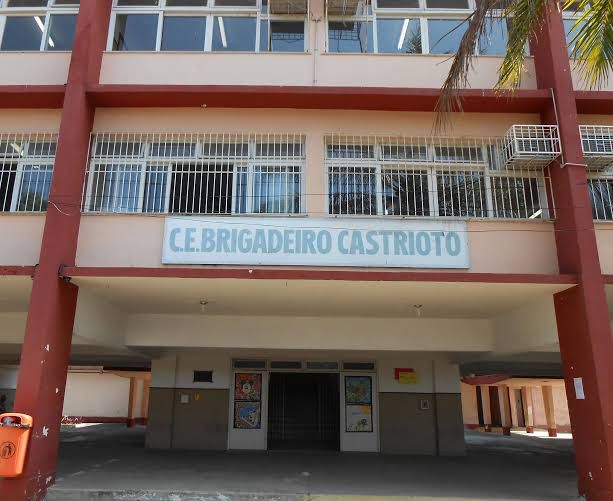 Estudantes Denunciam Assédio e Professor Acaba Afastado de Escola Estadual em Niterói