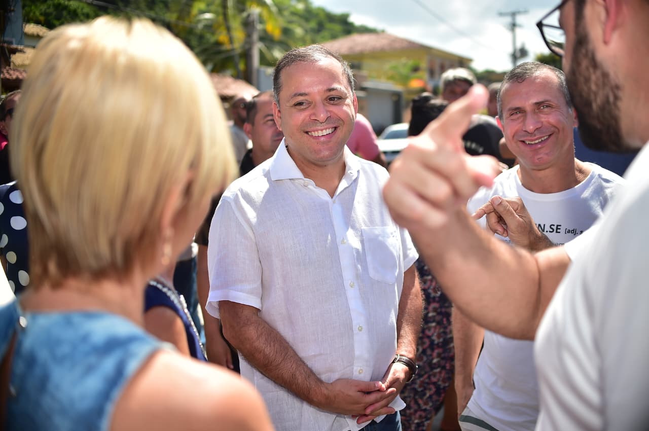 Prefeitura de Niterói entrega obras de urbanização na Região Oceânica e na Zona Norte