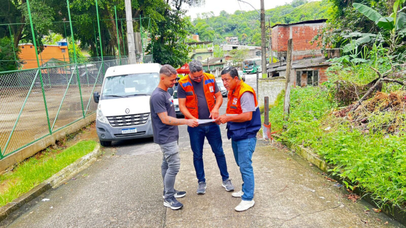 Moradores do Zumbi participam de simulado de desocupação da Defesa Civil