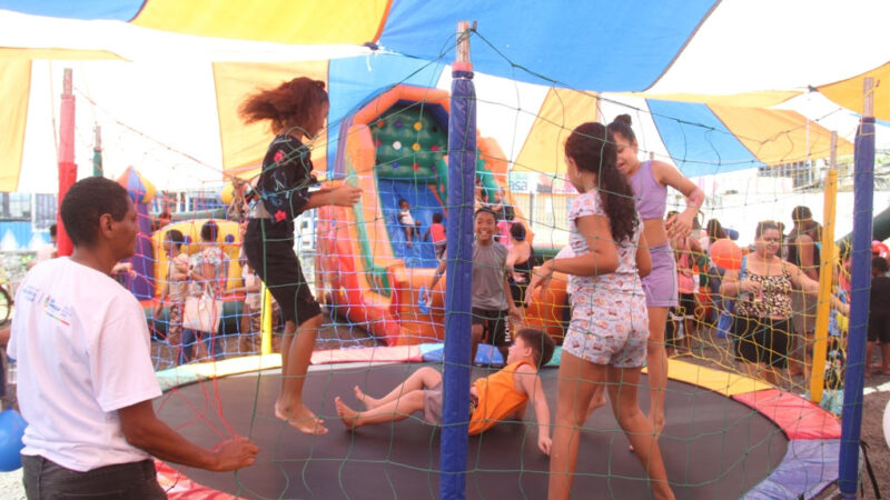 Caravana de Arte e Lazer vai animar praças do Coroado e Zé Garoto neste fim de semana