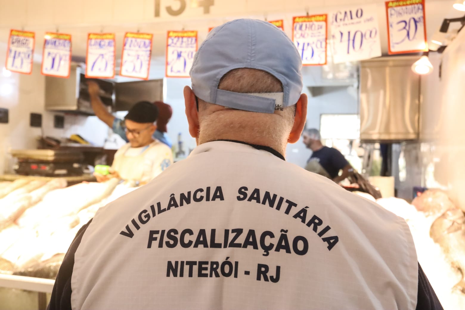 Semana Santa: Vigilância Sanitária alerta para riscos e orienta sobre compra segura de pescado em Niterói