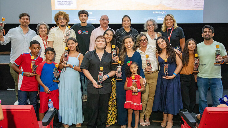 Maricá premia projetos científicos desenvolvidos por alunos da rede municipal