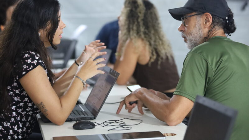 Prefeitura de Niterói leva atendimento gratuito para empreendedores no Horto do Barreto
