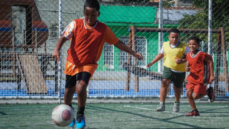 Prefeitura de Itaboraí inaugura novo polo de futebol society no bairro Joaquim de Oliveira