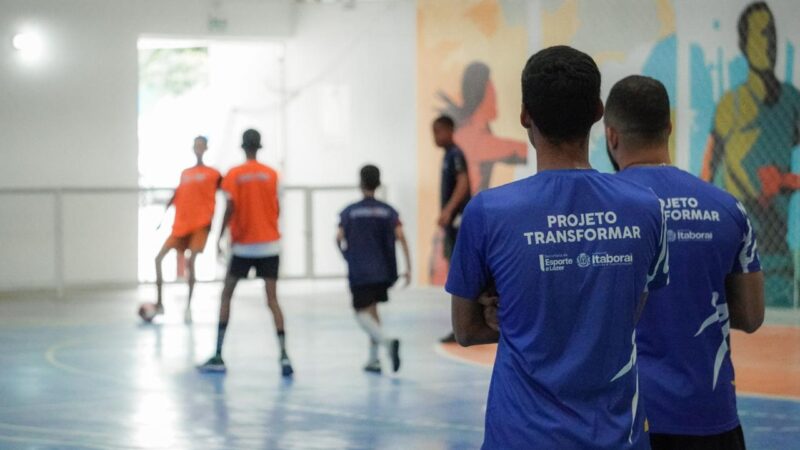Prefeitura de Itaboraí incentiva o esporte com aulas de futsal no Ginásio Esportivo