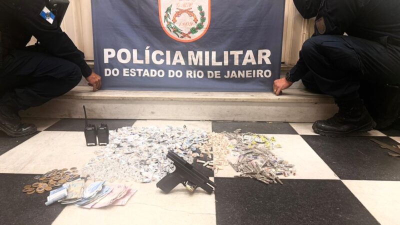 12º BPM prende três no Morro do Estado: “Drogadão”, com várias passagens até por homicídio, e outro com ficha por assassinato são capturados com arma e drogas em Niterói