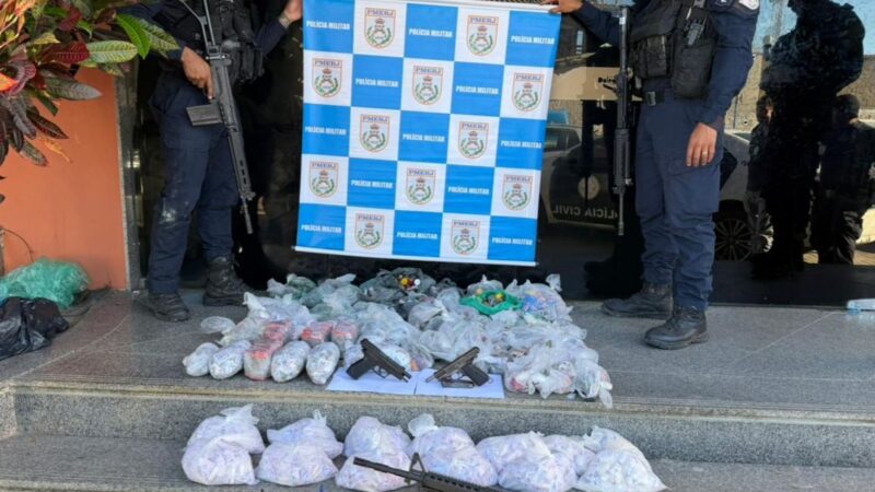 Ação do 12º BPM no Riscafaca termina com quatro detidos e apreensão de arma e drogas em Maricá