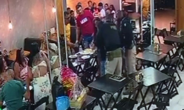 Policial rodoviário federal salva criança engasgada em pizzaria de Manilha (Itaboraí)