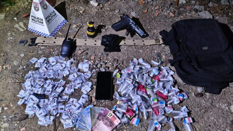 35º BPM prende jovem com granada e drogas em operação em Itaboraí