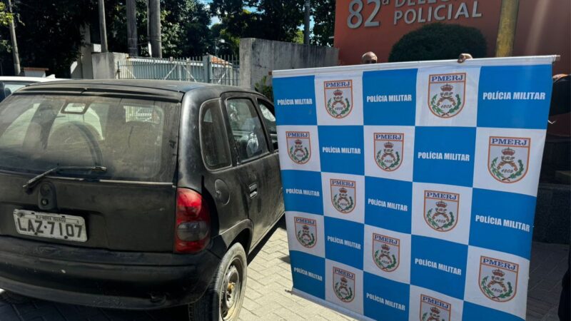 Veículo roubado é recuperado pela PM em Itaipuaçu, em Maricá