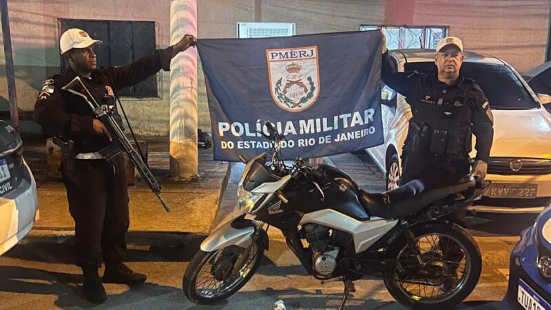 CPTran flagra moto com sinais adulterados durante patrulhamento na RJ-106, em São Gonçalo